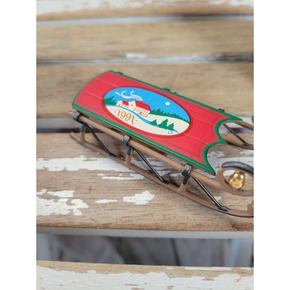 Hallmark old fashioned sled 1991 tournament holiday tree - Picture 3 of 7